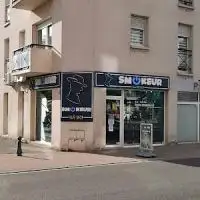 cigarette électronique bonson 🚨 Cigarette électronique : “solution”… ou piège qui dure ? On la prend  pour arrêter de fumer. Puis on vapote partout, tout le temps… et au final  on reste dépendant. 😳 👉 main image 1
