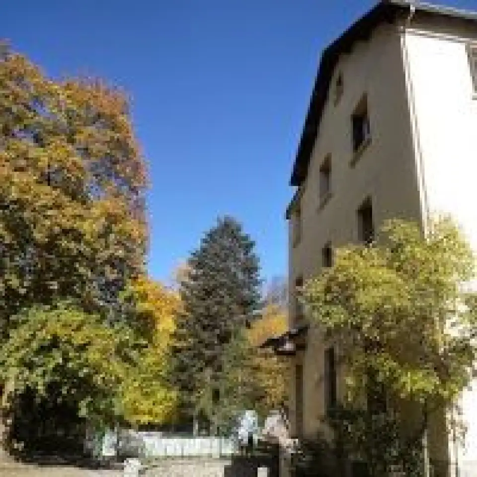 Top 5 des hôpitaux et cliniques près de Angoustrine-Villeneuve-des-Escaldes  (66760)