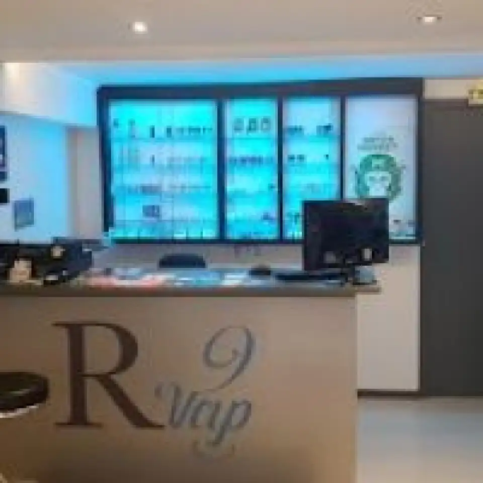 Boutiques De Cigarette Électronique À Saint-Maur-Des-Fossés (94100) –  Téléphone, Avis Et Localistations