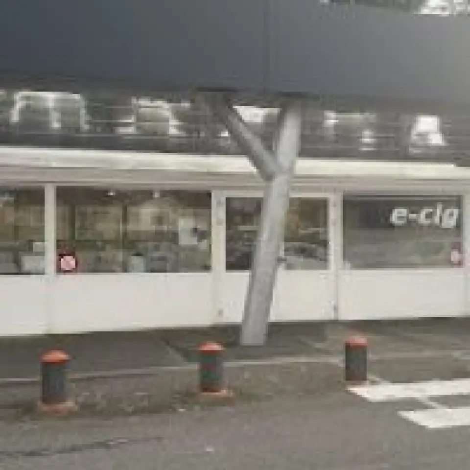 elfbar nachfüll pod läuft aus Différence entre pod et cigarette électronique : lequel choisir main image 0